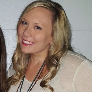 Meet your Posher, Lindsey